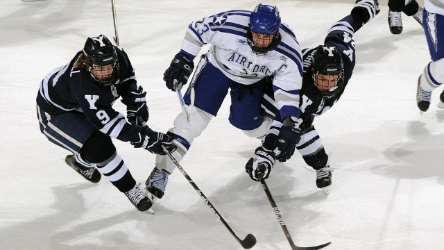 Kaiyun(中国)开云-训练场安全警示系统全面部署完成，训练场安全标语